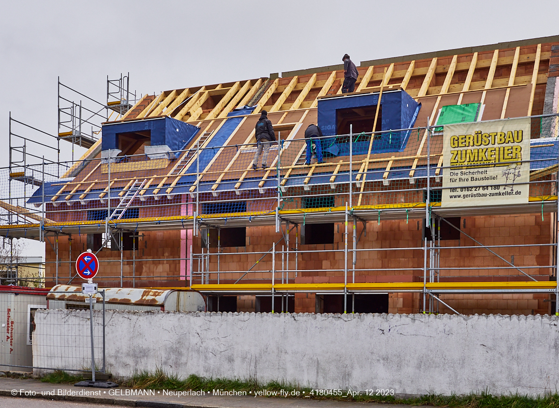 12.04.2023 - Baustelle Niederalmstraße 16 in Neuperlach